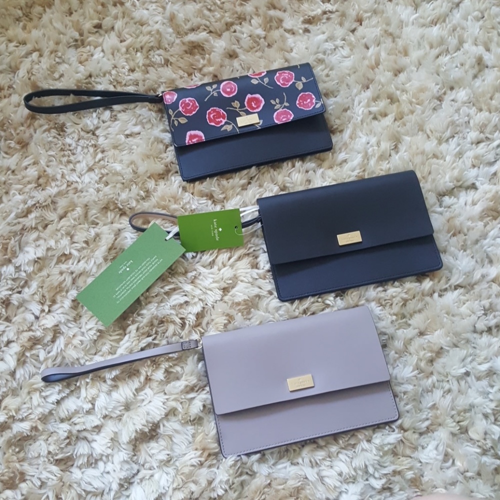 *NWT* ~ {Kate Spade} wristlet wallet
